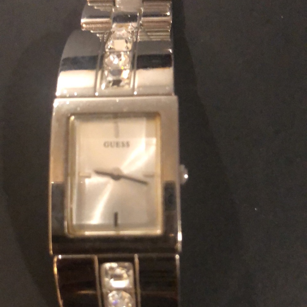 Guess Watch - Picture 5 of 5